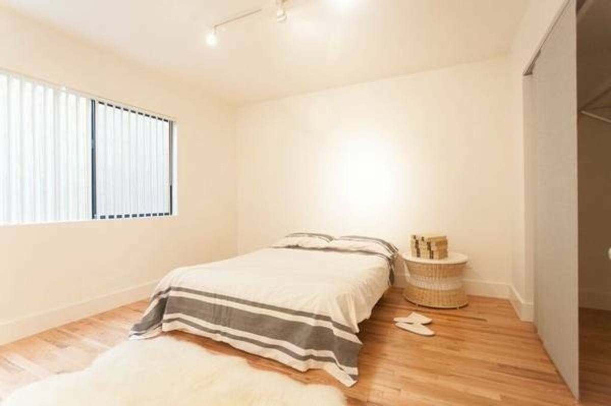 Apartment for rent at 3100 W London St, Los Angeles, CA 90026