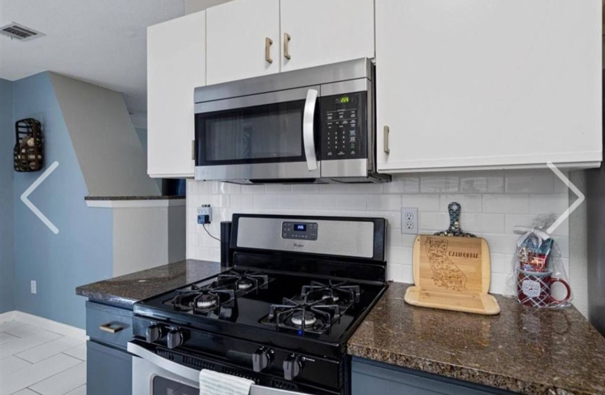 Townhouse for rent at 1009 Markham Lane, Austin, TX 78753