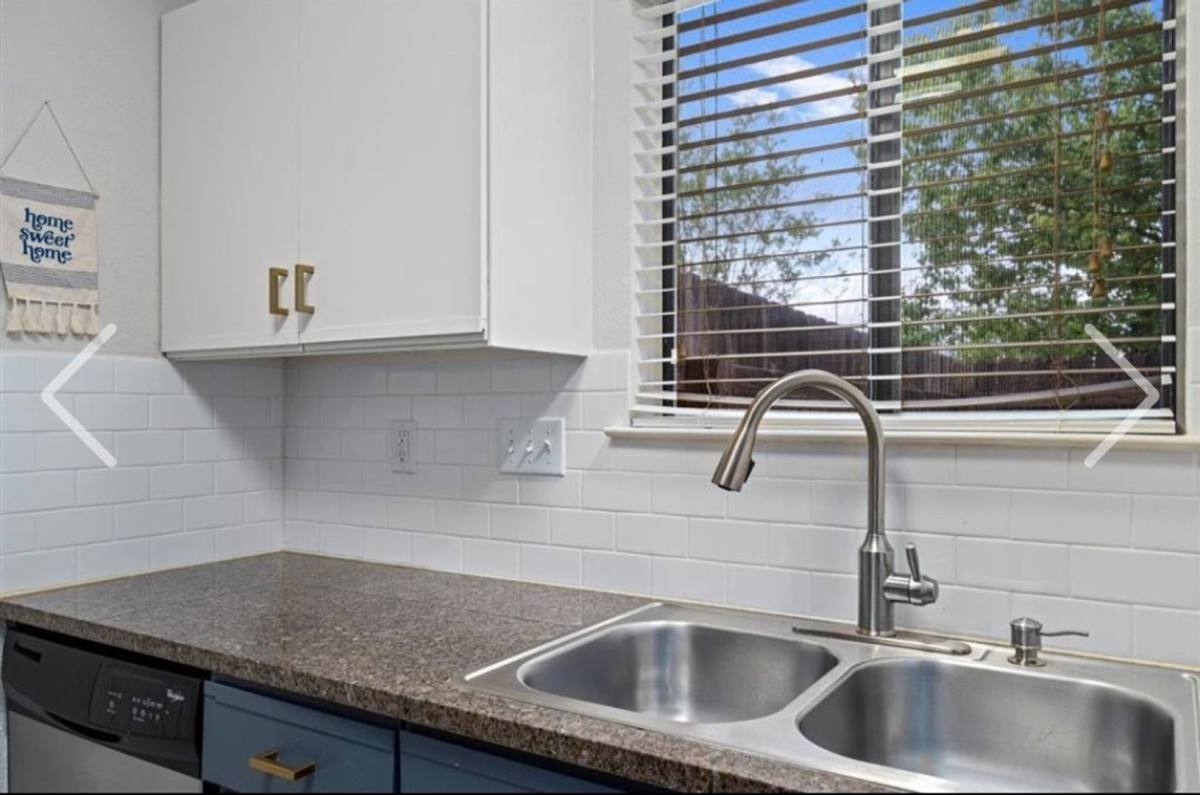 Townhouse for rent at 1009 Markham Lane, Austin, TX 78753