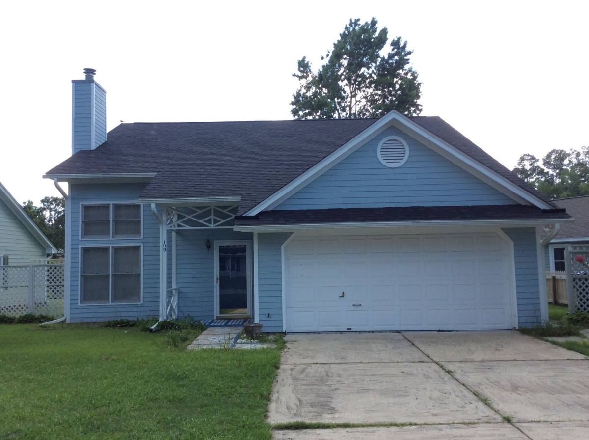 House for rent at 109 S Forest Dr, Havelock, NC 28532