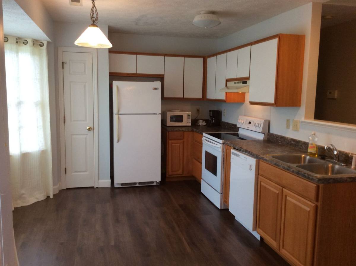 House for rent at 109 S Forest Dr, Havelock, NC 28532