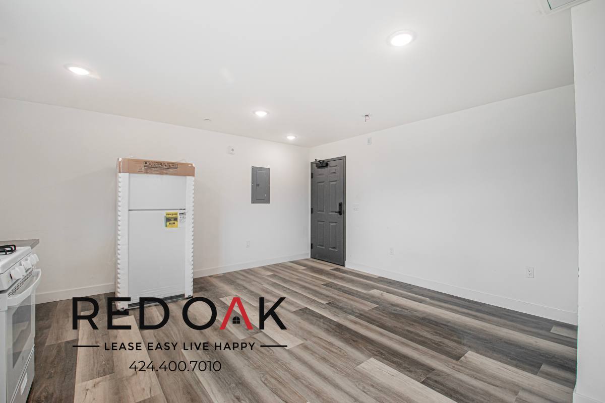 Condo for rent at 2837 San Marino St #301, Los Angeles, CA 90006
