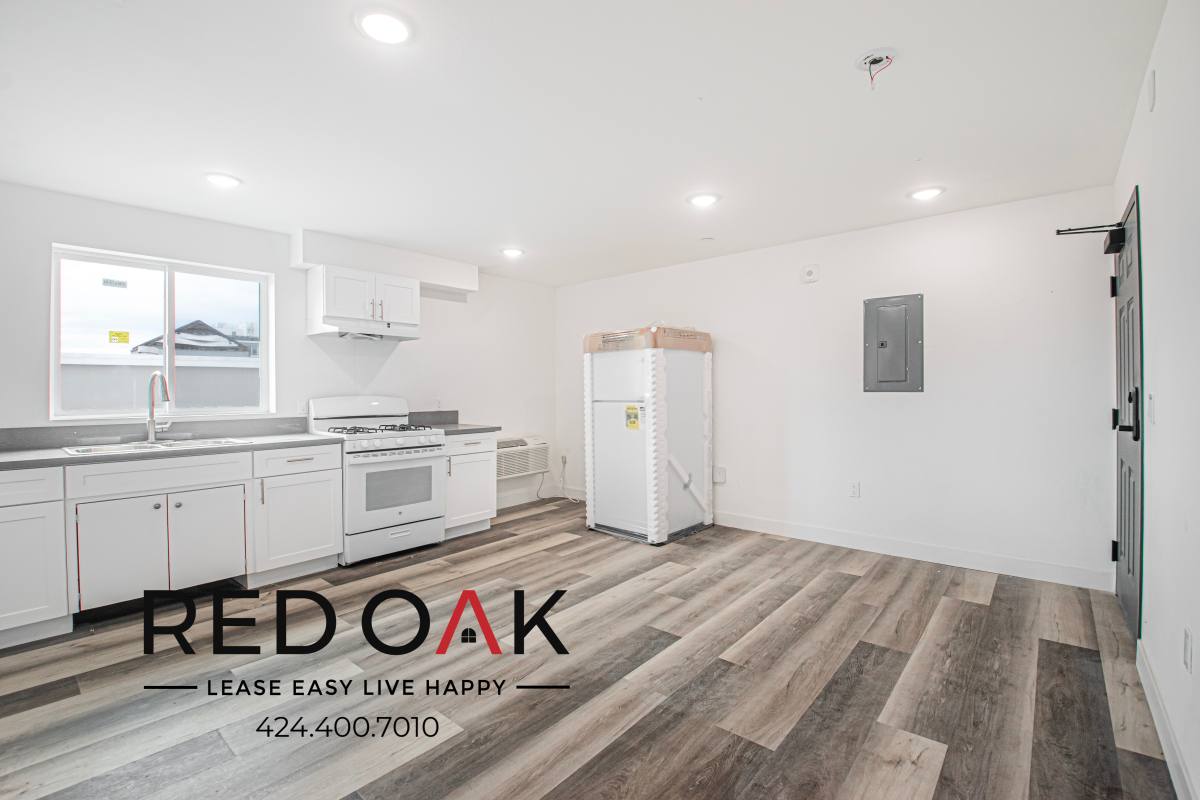 Condo for rent at 2837 San Marino St #301, Los Angeles, CA 90006