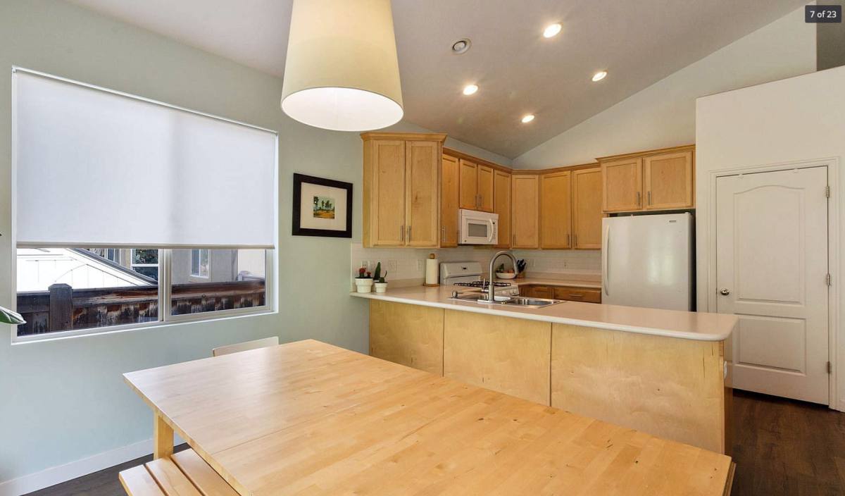 House for rent at 2037 Brookings Dr, Draper, UT 84020