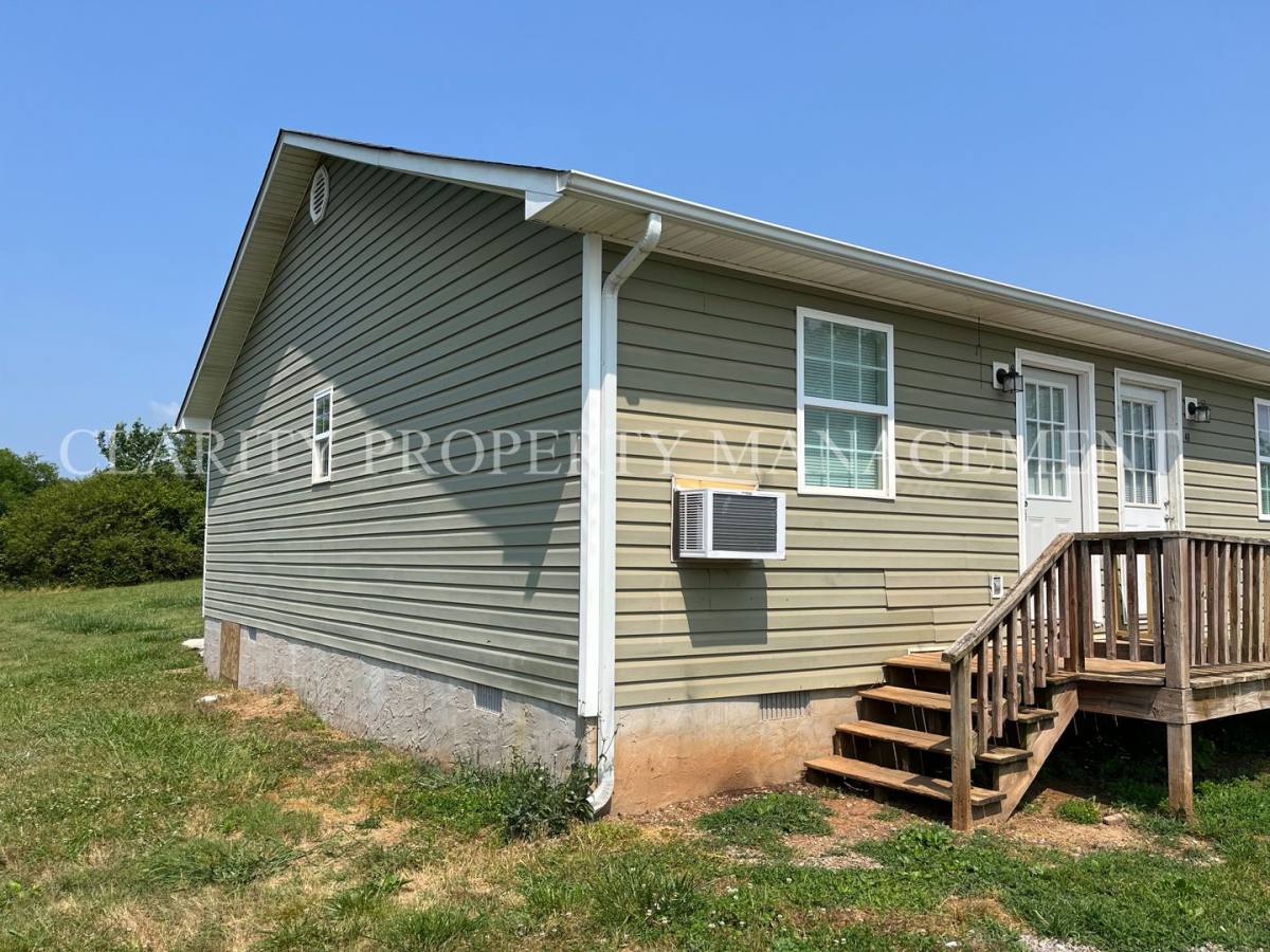 Apartment for rent at 185 County Rd, Sweetwater, TN 37874