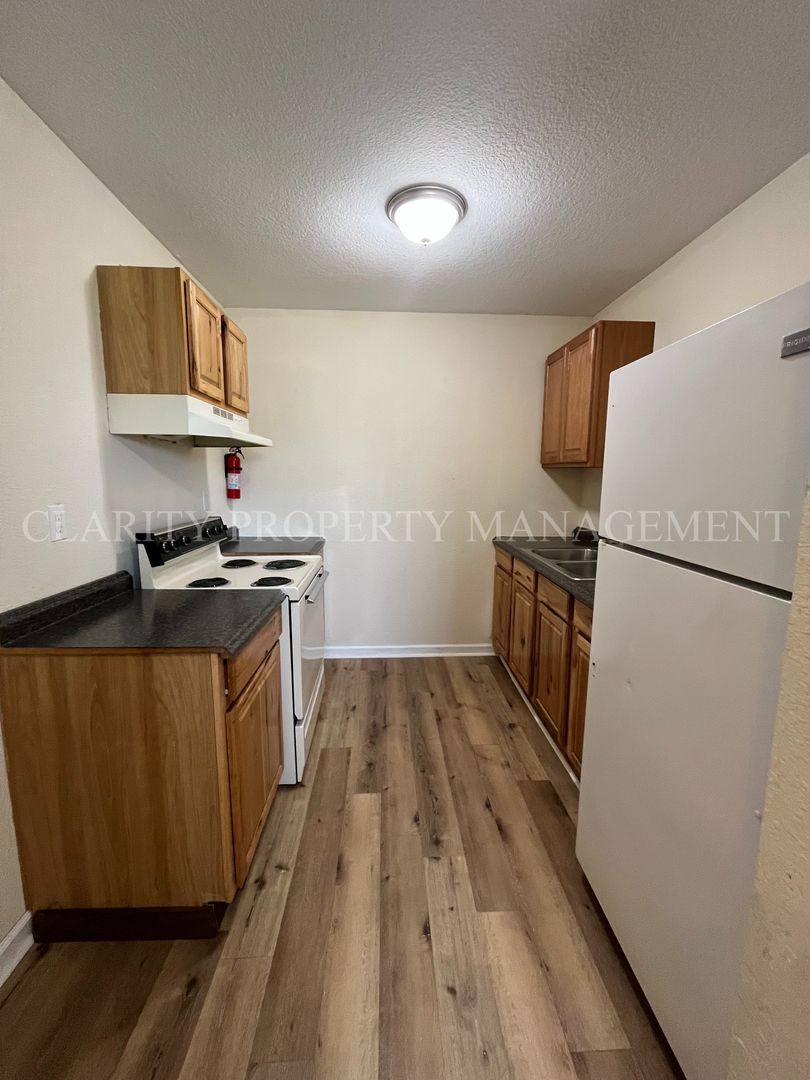 Apartment for rent at 185 County Rd, Sweetwater, TN 37874