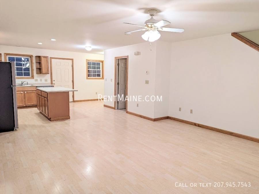 Apartment for rent at 121 Canaan Rd #4, Hampden, ME 04444