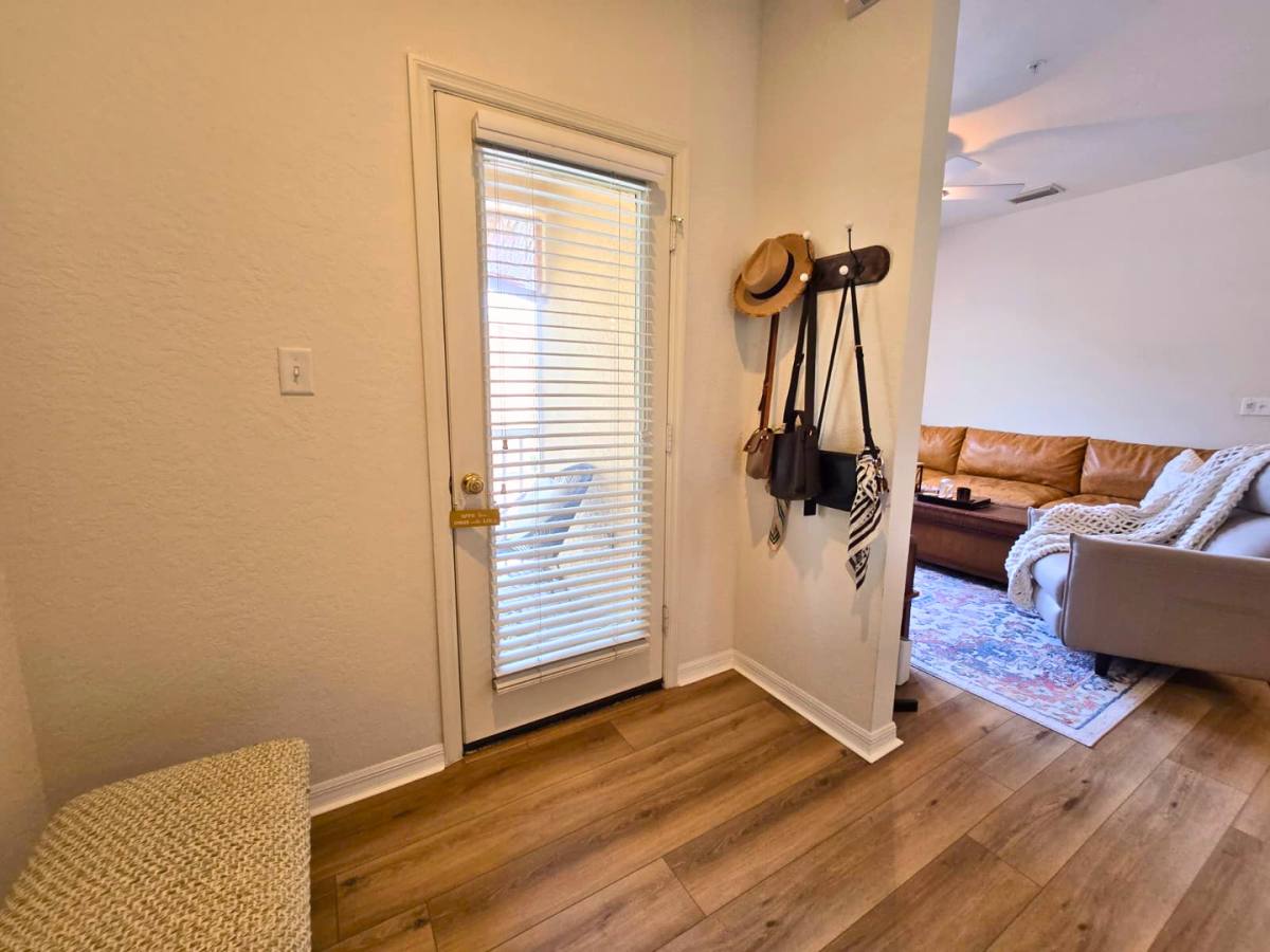 Townhouse for rent at 3435 Parkridge Circle, Sarasota, FL 34243