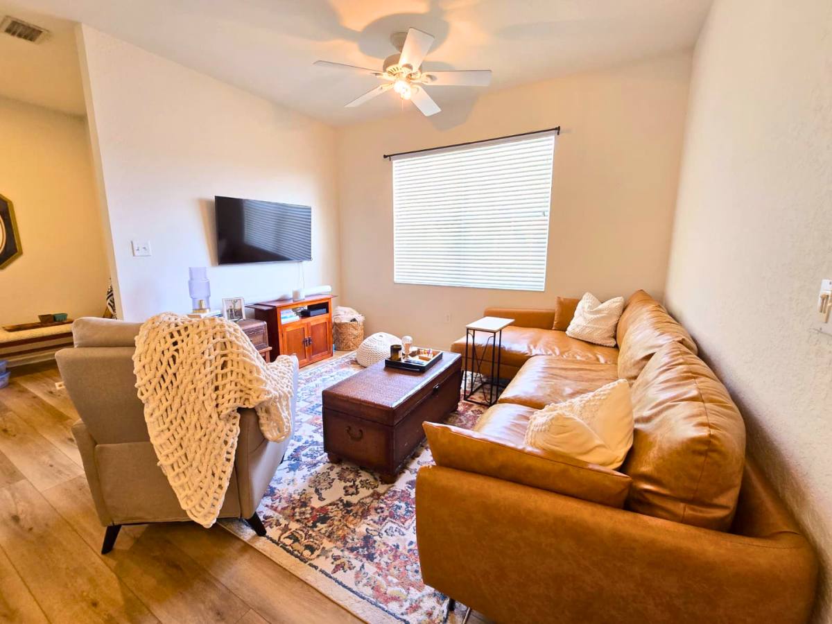 Townhouse for rent at 3435 Parkridge Circle, Sarasota, FL 34243