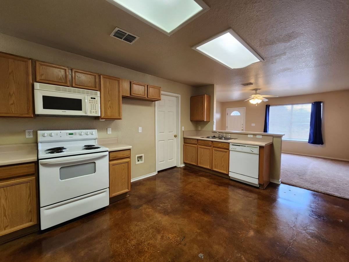 House for rent at 1013 Misty Acres, New Braunfels, TX 78130