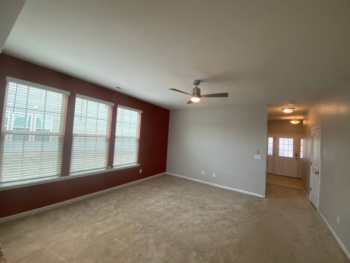 Townhouse for rent at 35 S Grey Abbey Dr, Clayton, NC 27527