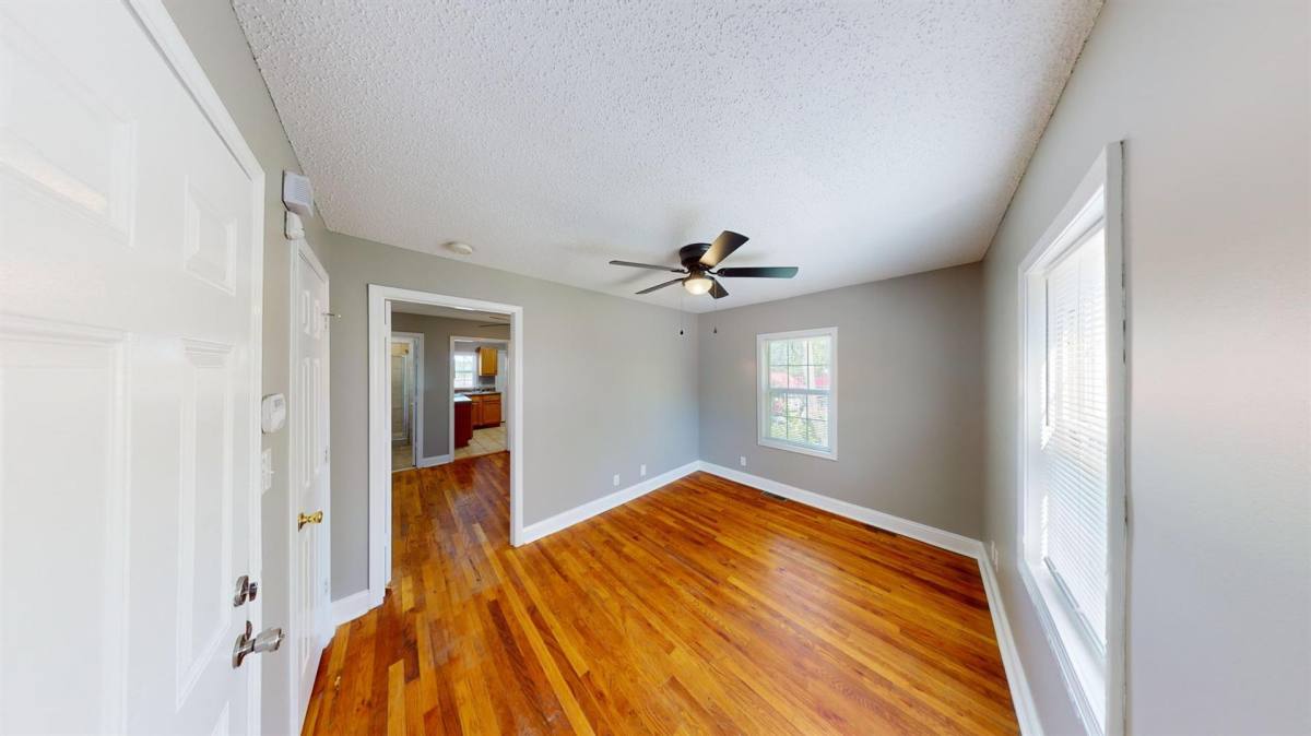 Apartment for rent at 308 Gill St, Clarksville, TN 37040
