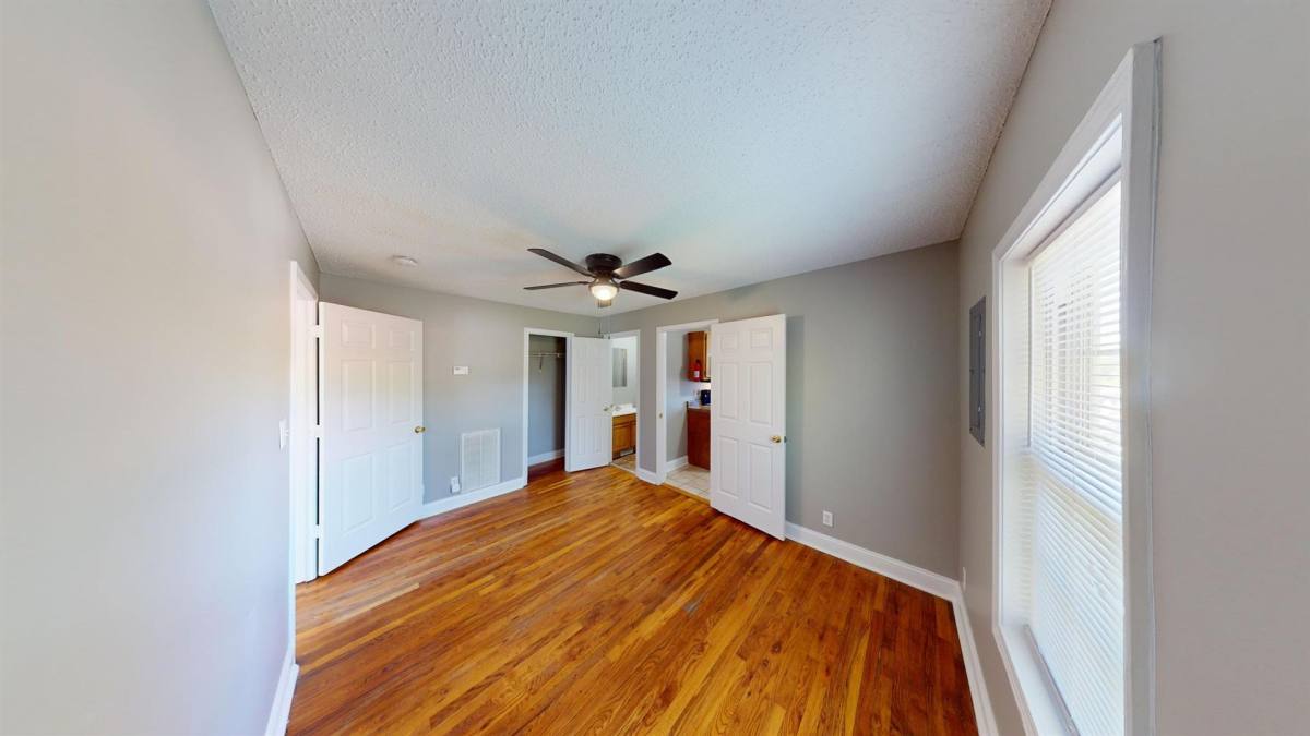 Apartment for rent at 308 Gill St, Clarksville, TN 37040