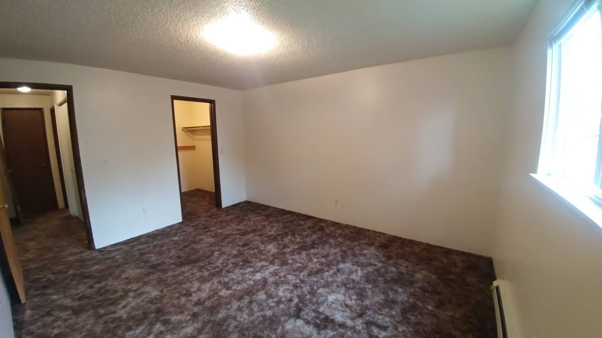 Apartment for rent at 3121 Madison St, Klamath Falls, OR 97603