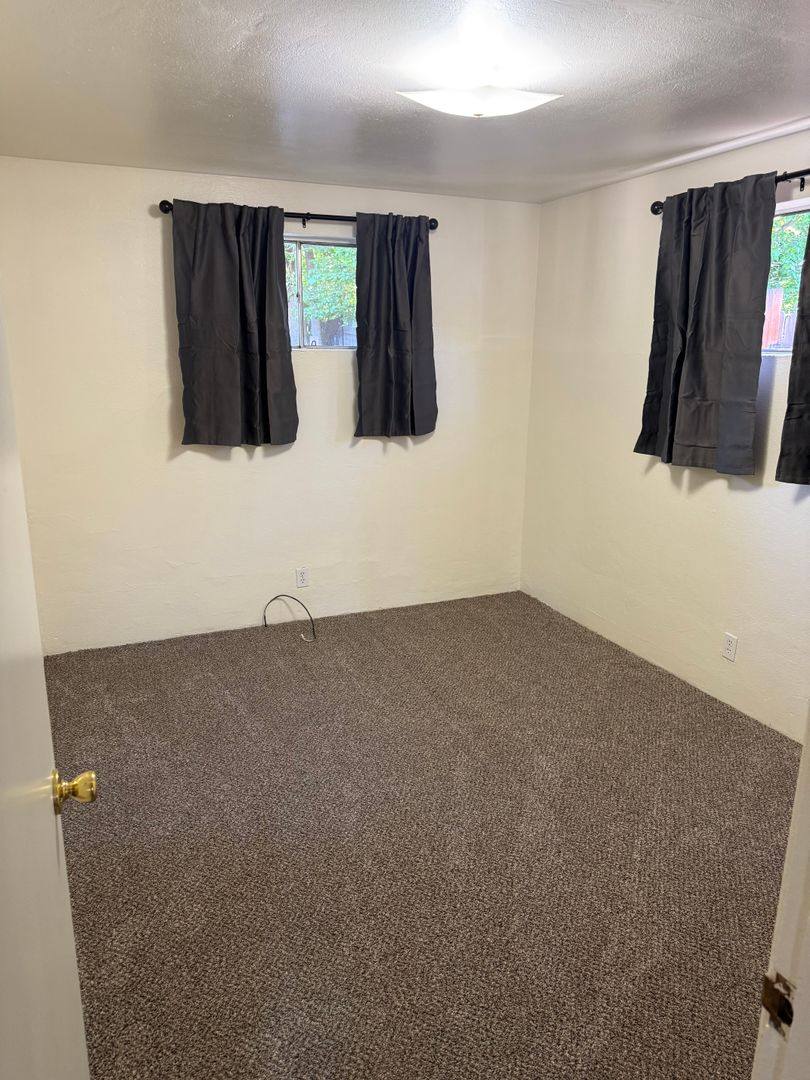 House for rent at 816 Upham St, Klamath Falls, OR 97601