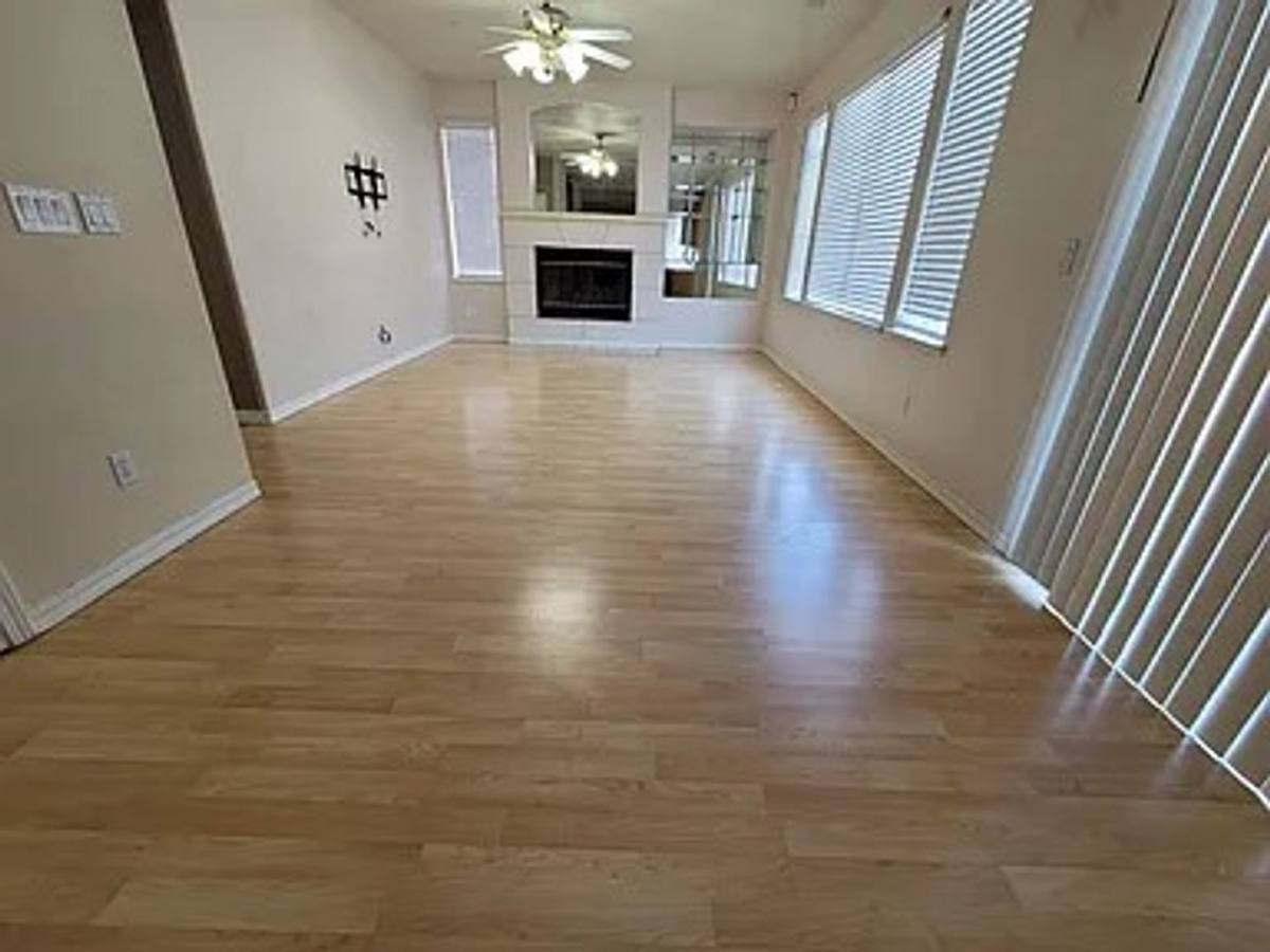 House for rent at 2377 Yorkshire Dr, Antioch, CA 94531