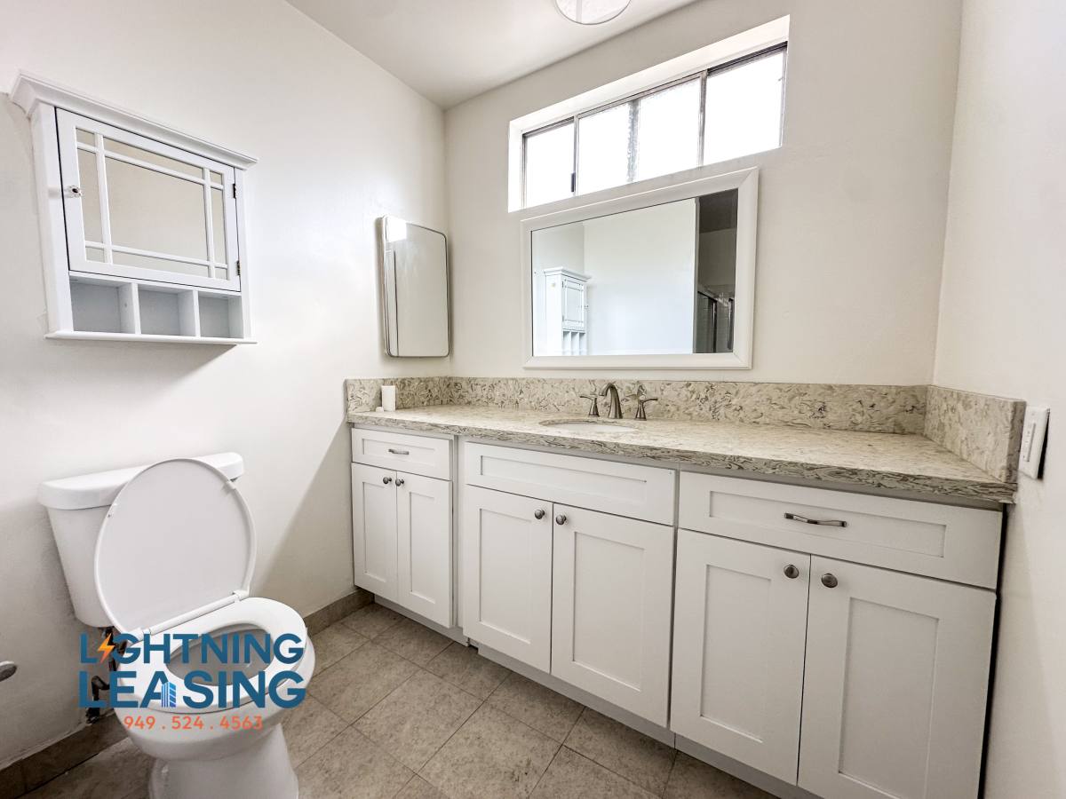 Apartment for rent at 1517 S Sherbourne Dr #3, Los Angeles, CA 90035