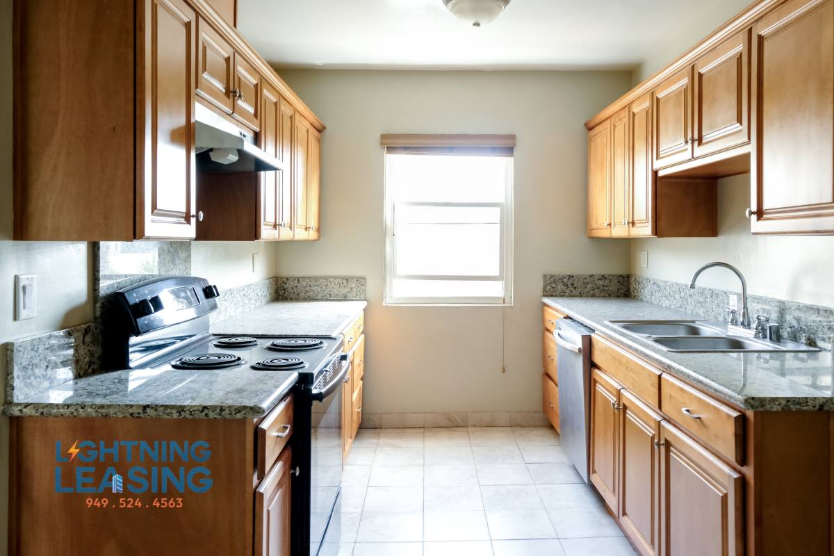 Apartment for rent at 1517 S Sherbourne Dr #3, Los Angeles, CA 90035