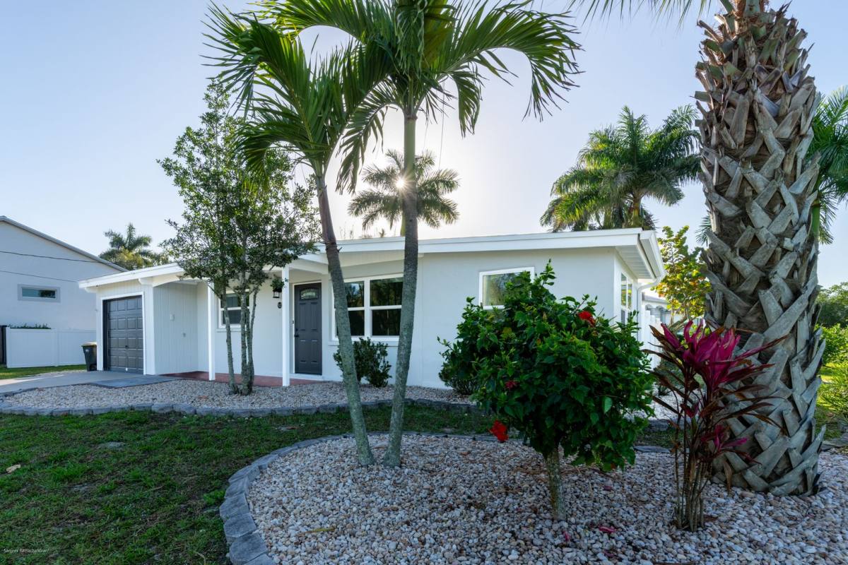 House for rent at 927 W Olympia Ave, Punta Gorda, FL 33950