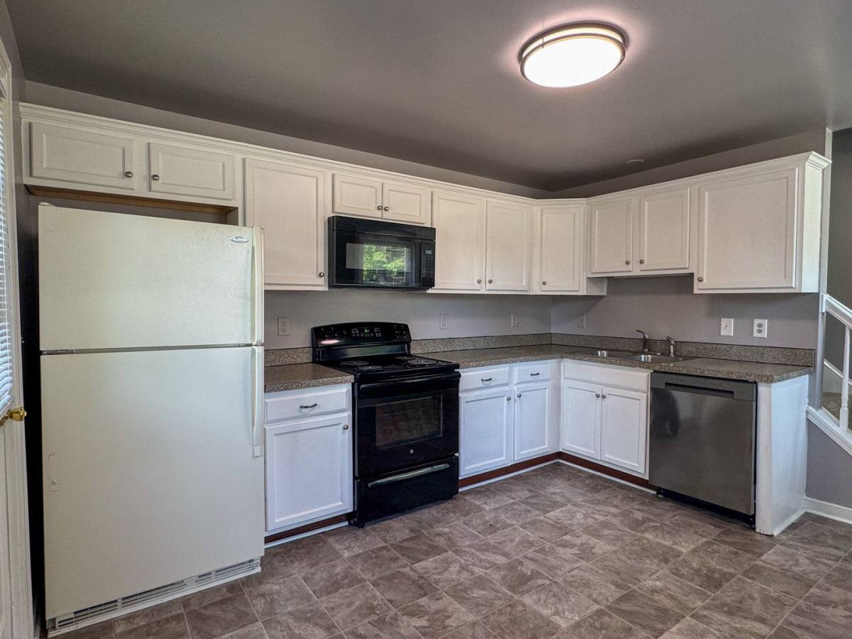 House for rent at 525 E Cawson St, Hopewell, VA 23860