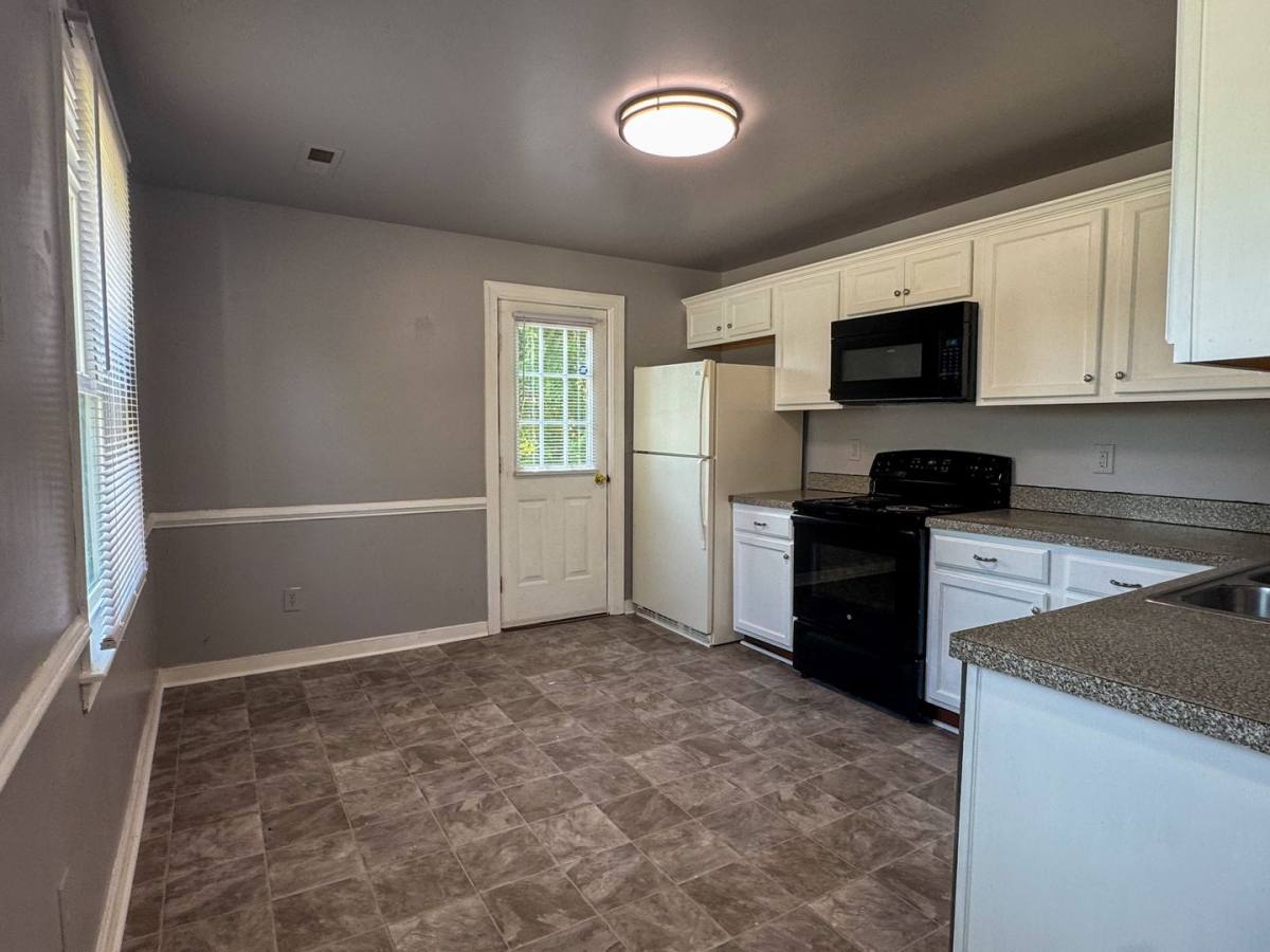House for rent at 525 E Cawson St, Hopewell, VA 23860