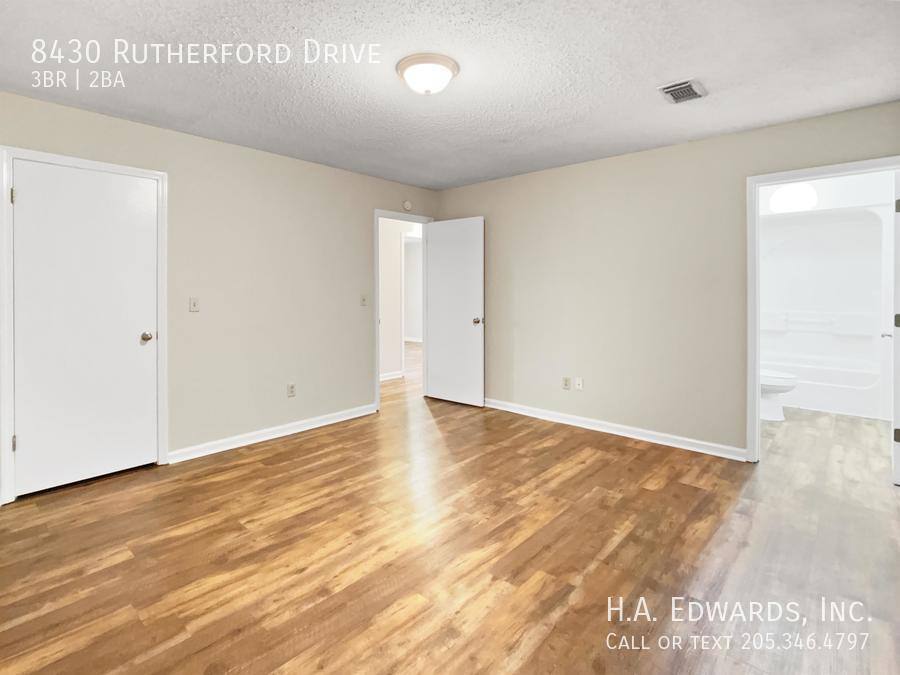 House for rent at 8430 Rutherford Dr, Duncanville, AL 35456