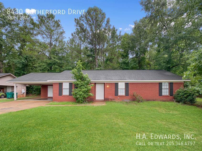 House for rent at 8430 Rutherford Dr, Duncanville, AL 35456