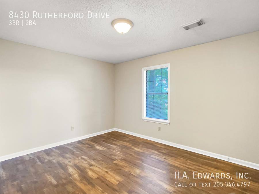 House for rent at 8430 Rutherford Dr, Duncanville, AL 35456