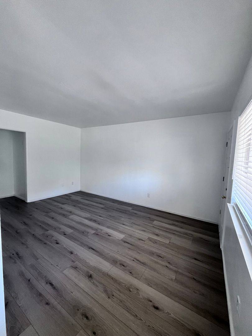 Apartment for rent at 901-905 E High Ave, Redlands, CA 92374