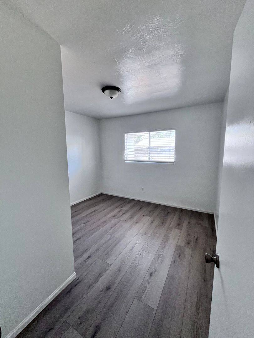 Apartment for rent at 901-905 E High Ave, Redlands, CA 92374
