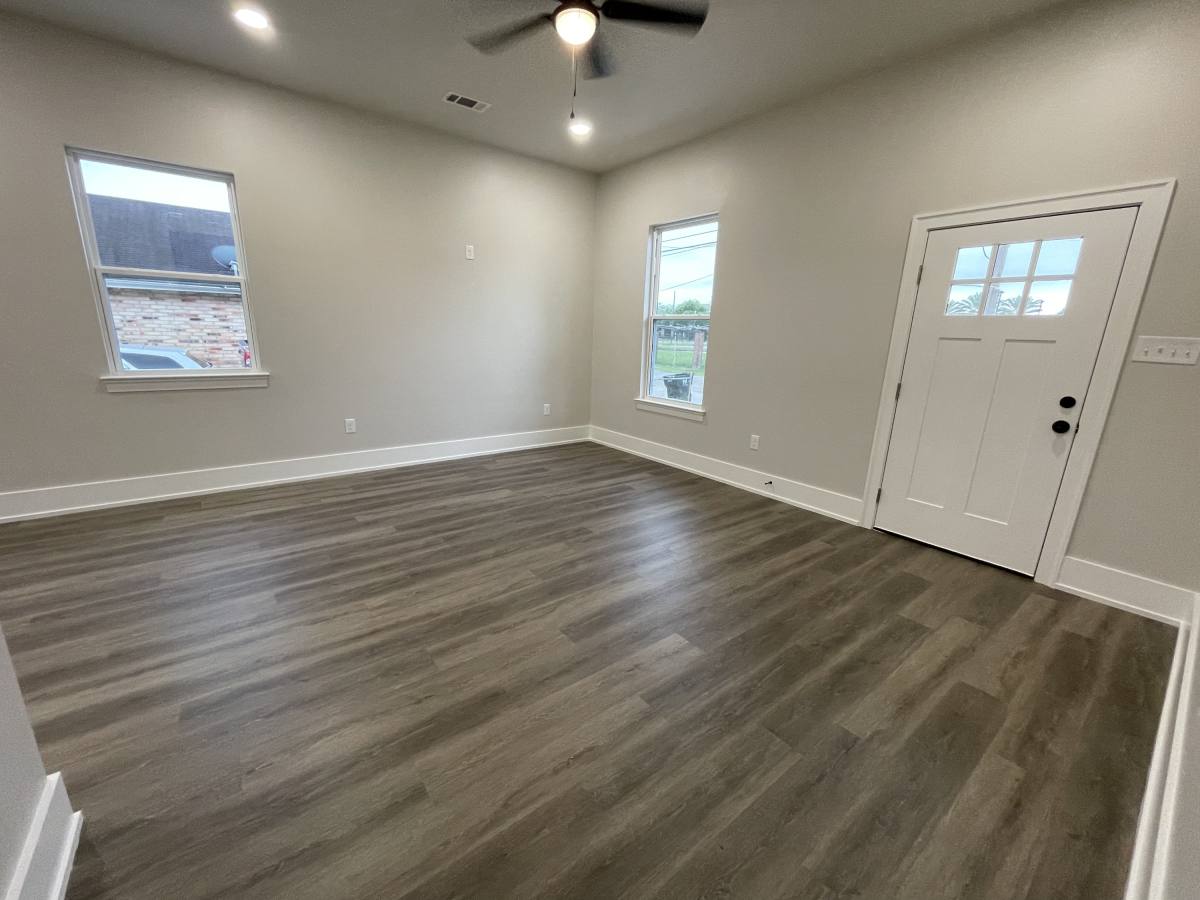 Apartment for rent at 1333 Angela St, Arabi, LA 70032