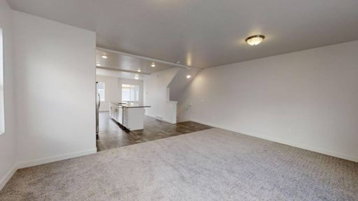 Townhouse for rent at 641 W 1475 S, Orem, UT 84058