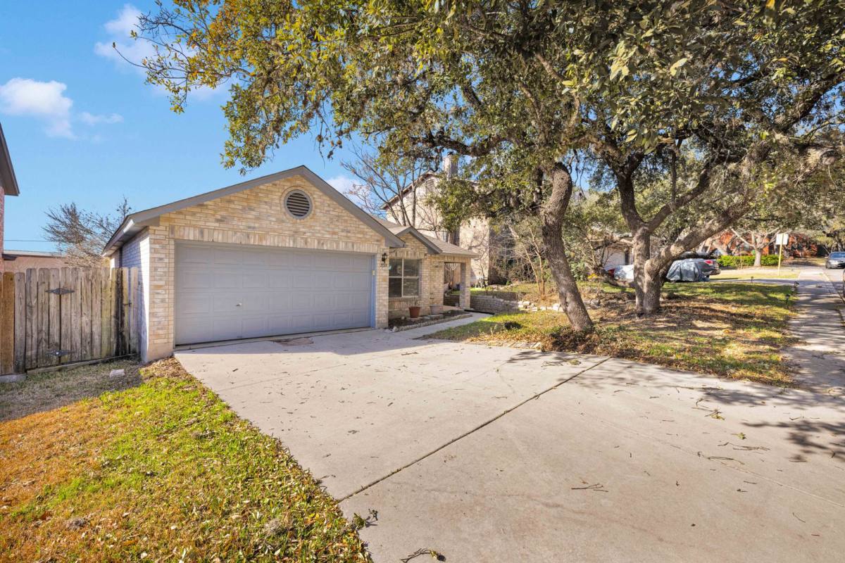 House for rent at 7011 Autumn Park, San Antonio, TX 78249