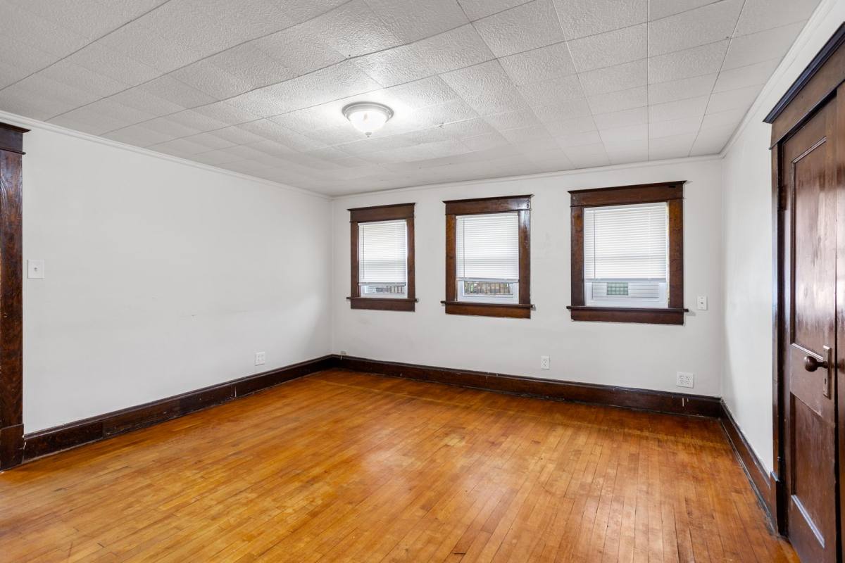 Apartment for rent at 420 Appleton St, Menasha, WI 54952