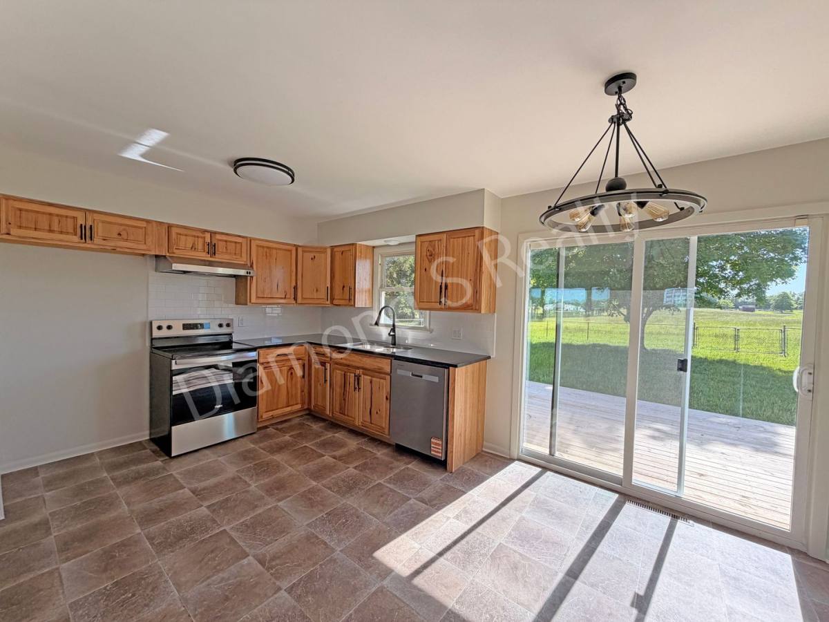 House for rent at 9297 E State Highway D, Rogersville, MO 65742