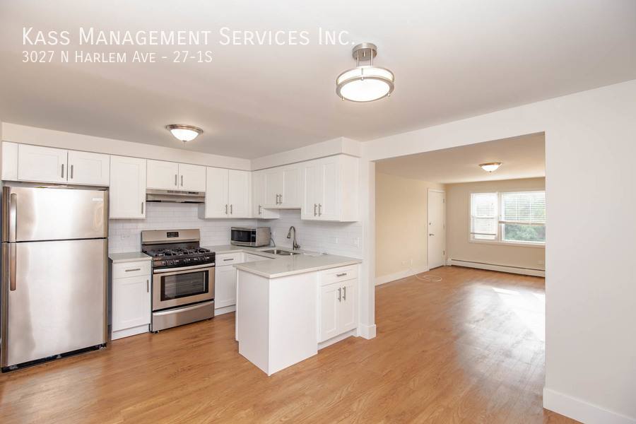 Apartment for rent at 3027 N Harlem Ave #27-1S, Chicago, IL 60634