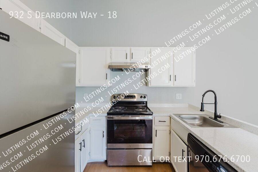Condo for rent at 932 S Dearborn Way #18, Aurora, CO 80012