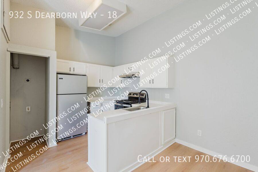 Condo for rent at 932 S Dearborn Way #18, Aurora, CO 80012