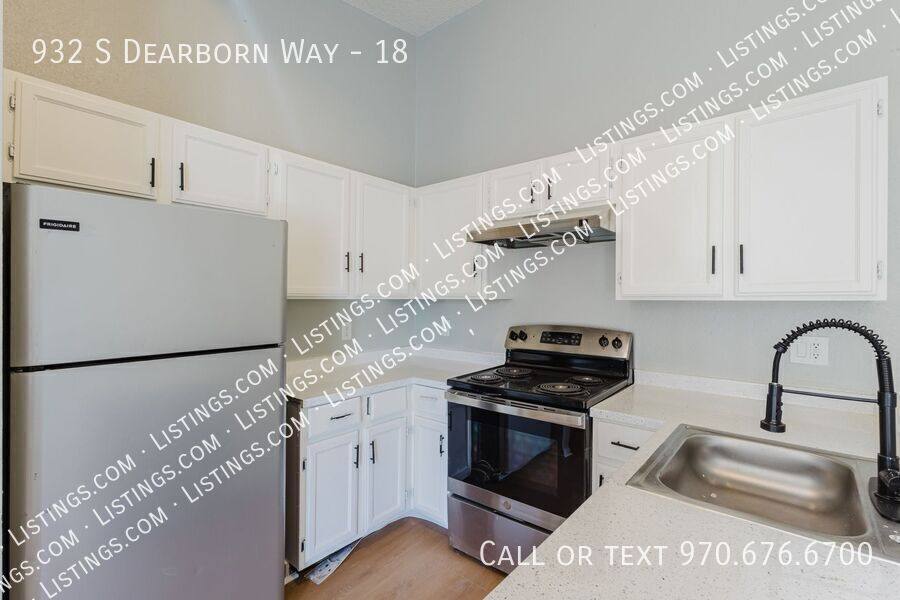 Condo for rent at 932 S Dearborn Way #18, Aurora, CO 80012