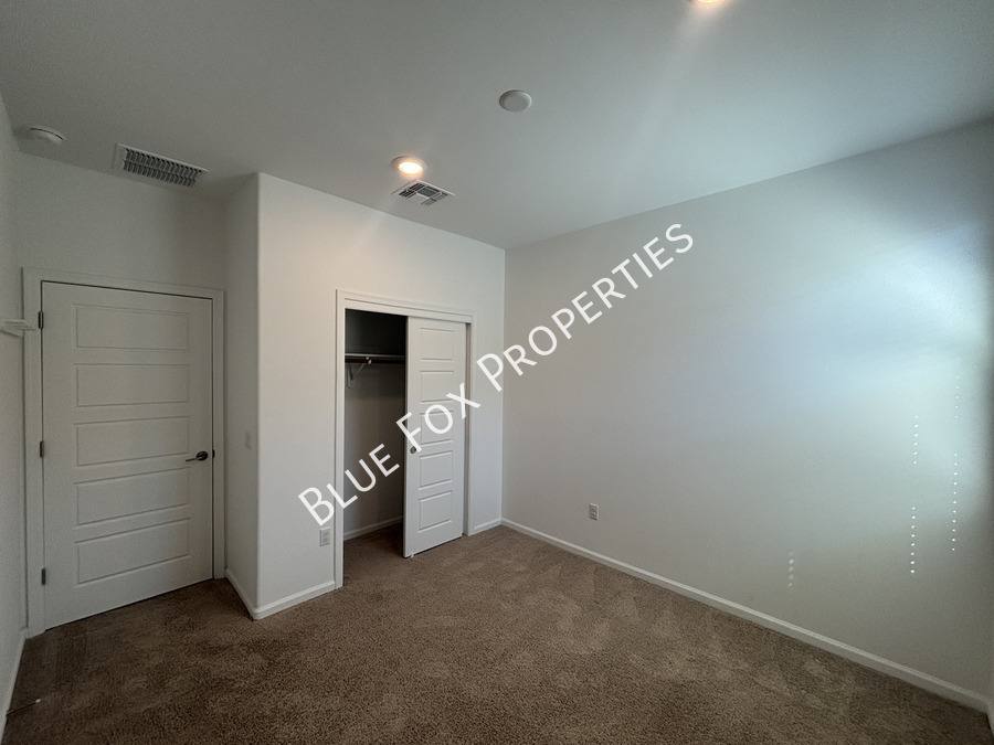 House for rent at 7095 W Jadewood Lane, Tucson, AZ 85757