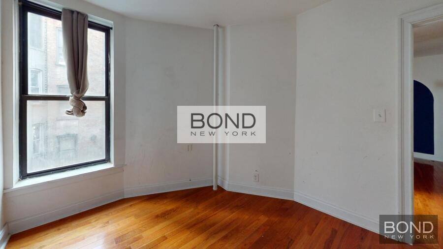 Apartment for rent at 1427 York Ave #2, New York, NY 10021