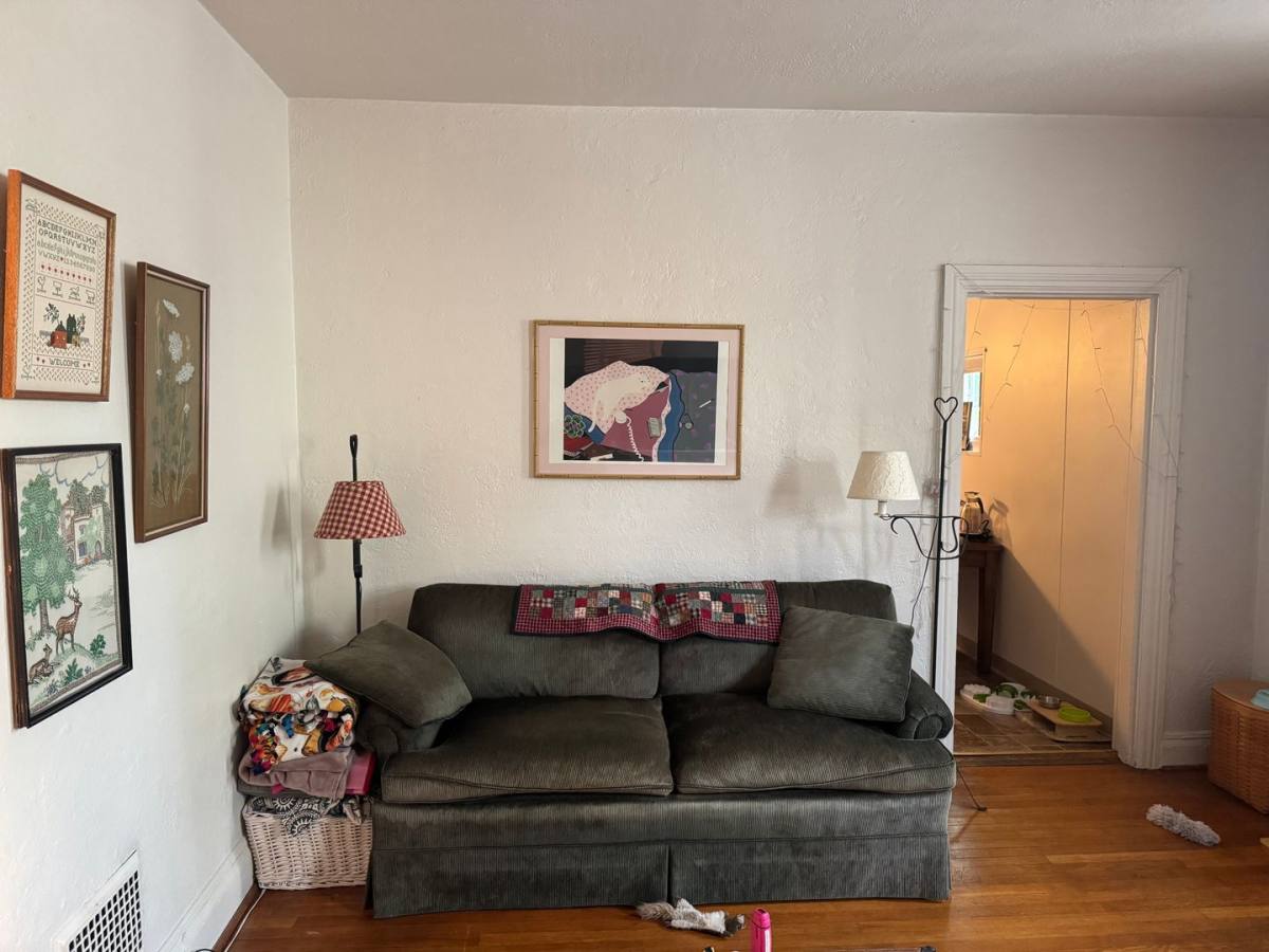 Apartment for rent at 5739 Walnut St, Pittsburgh, PA 15232