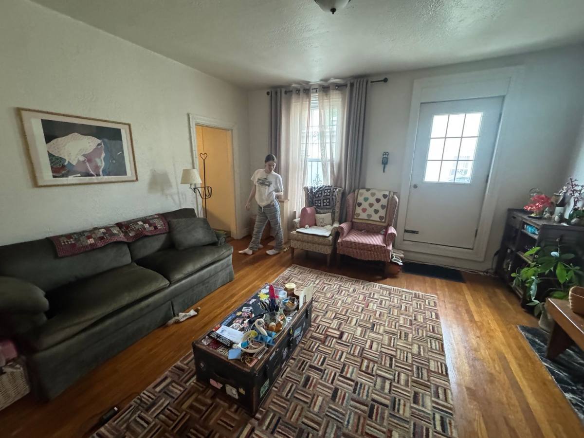 Apartment for rent at 5739 Walnut St, Pittsburgh, PA 15232