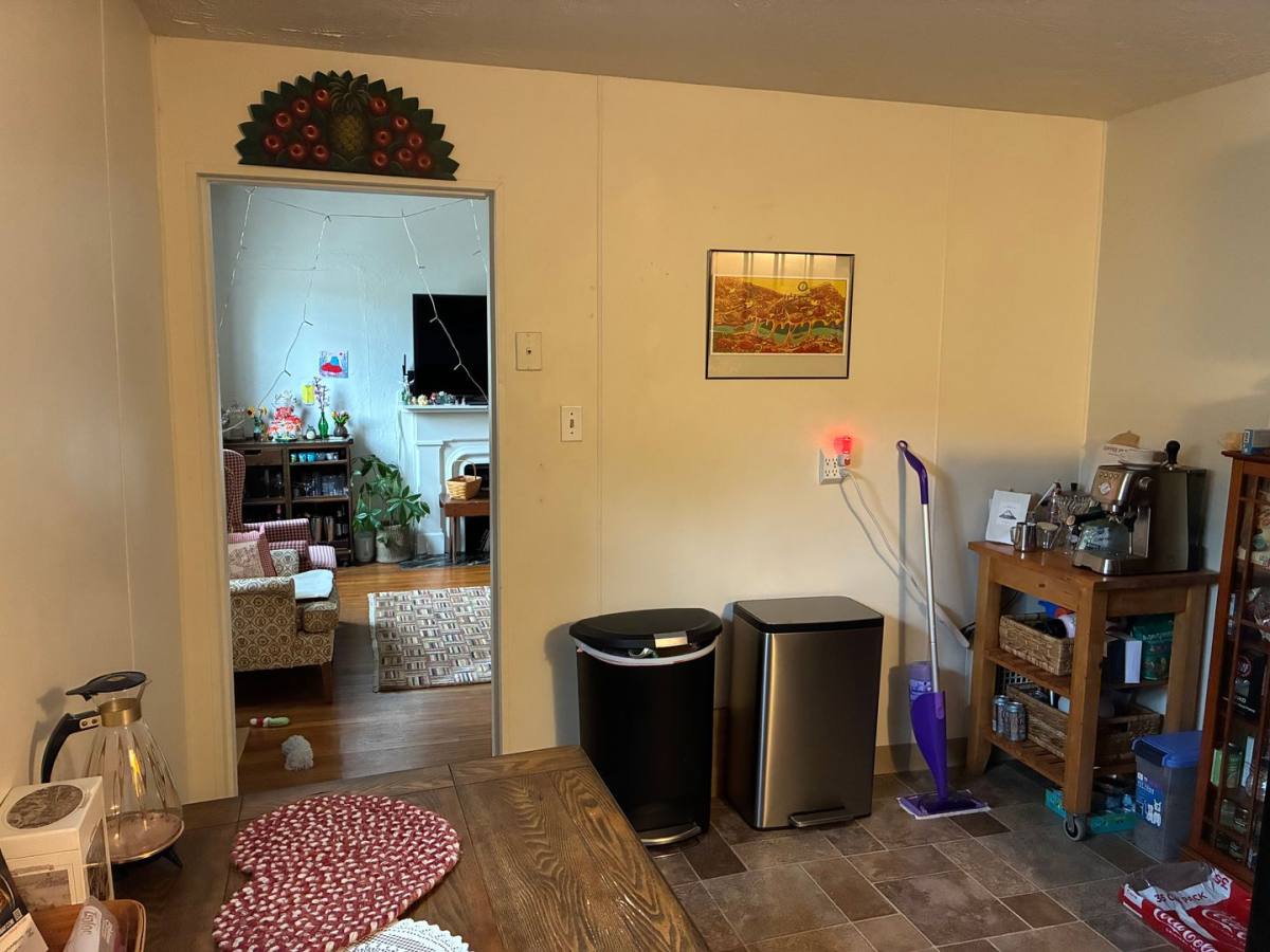 Apartment for rent at 5739 Walnut St, Pittsburgh, PA 15232