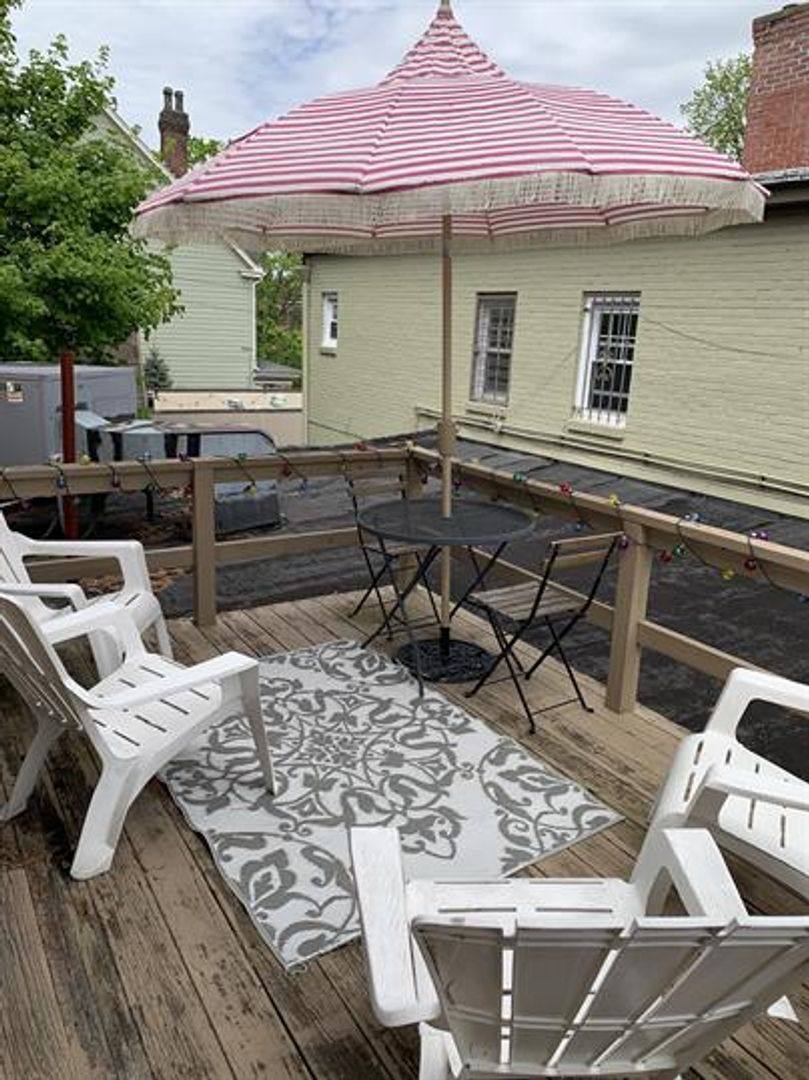 Apartment for rent at 5739 Walnut St, Pittsburgh, PA 15232