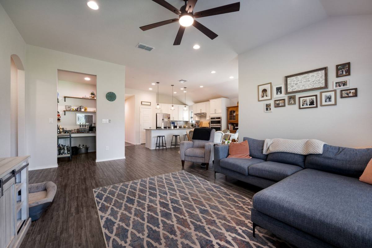 House for rent at 9018 Canopy Bend, Schertz, TX 78154