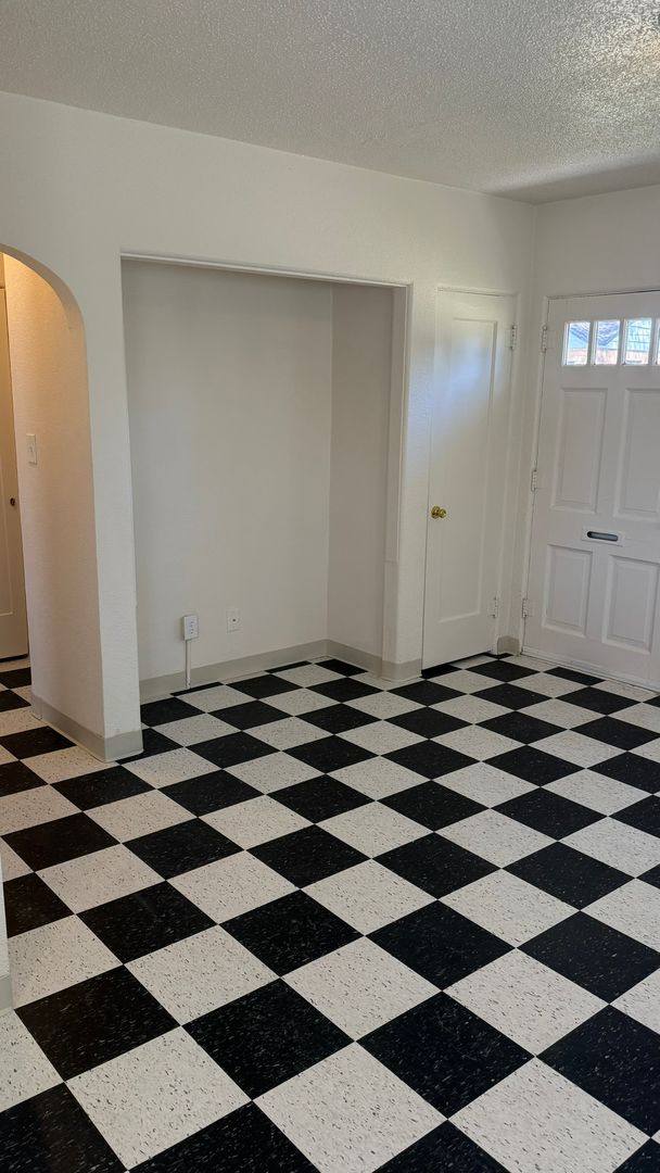 Apartment for rent at 923 N 12th St, Grand Junction, CO 81501
