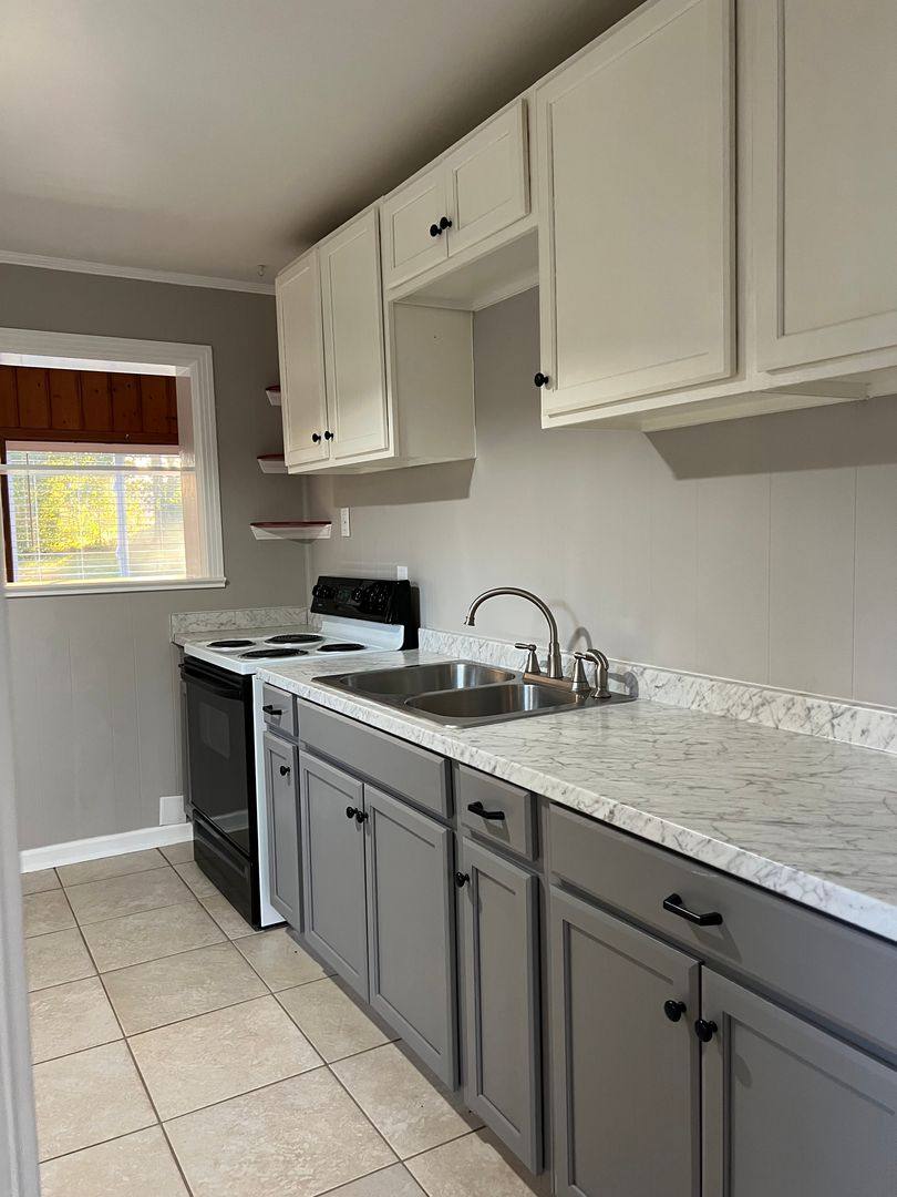 House for rent at 122 Forest Ave, Enterprise, AL 36330