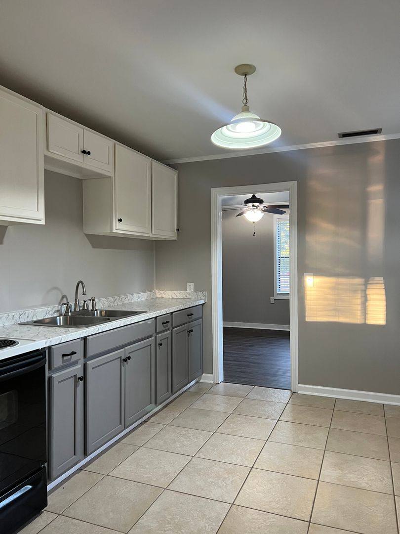 House for rent at 122 Forest Ave, Enterprise, AL 36330