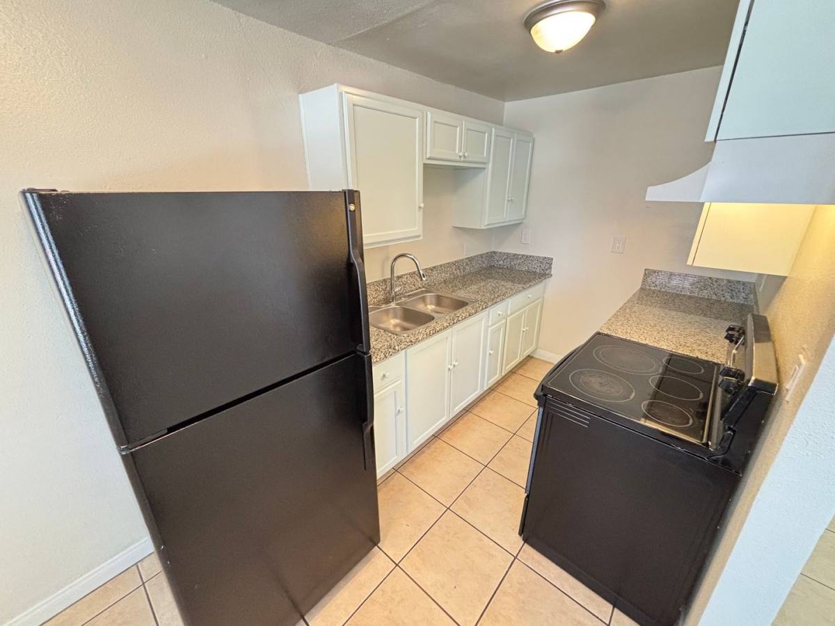 Apartment for rent at 1420 Putnam Ave, North Las Vegas, NV 89030